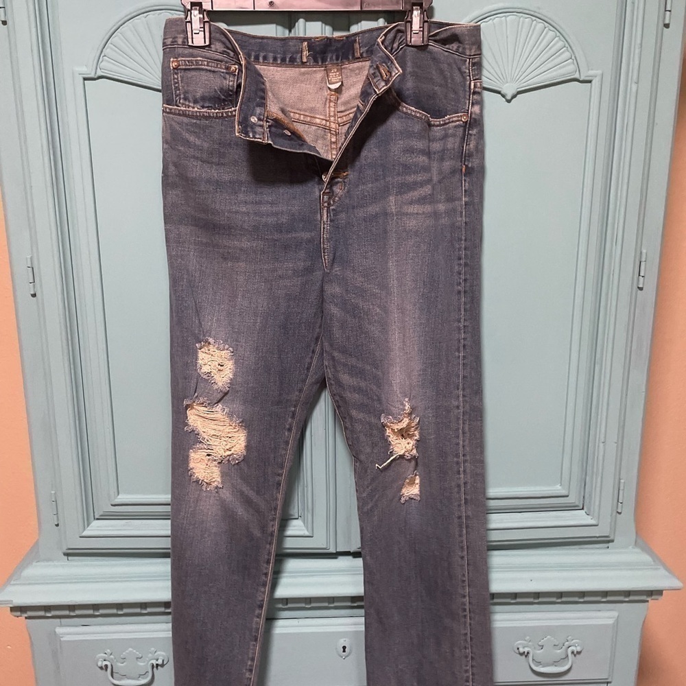 ⭐️ 3/$15
Premium denim jeans 🌸🌼 NWOT or labels